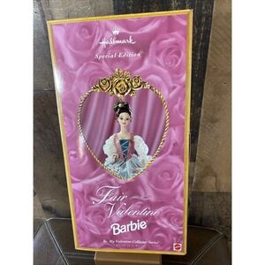 1997 Hallmark Special Edition Fair Valentine BARBIE Doll 3rd in Series Vintage
